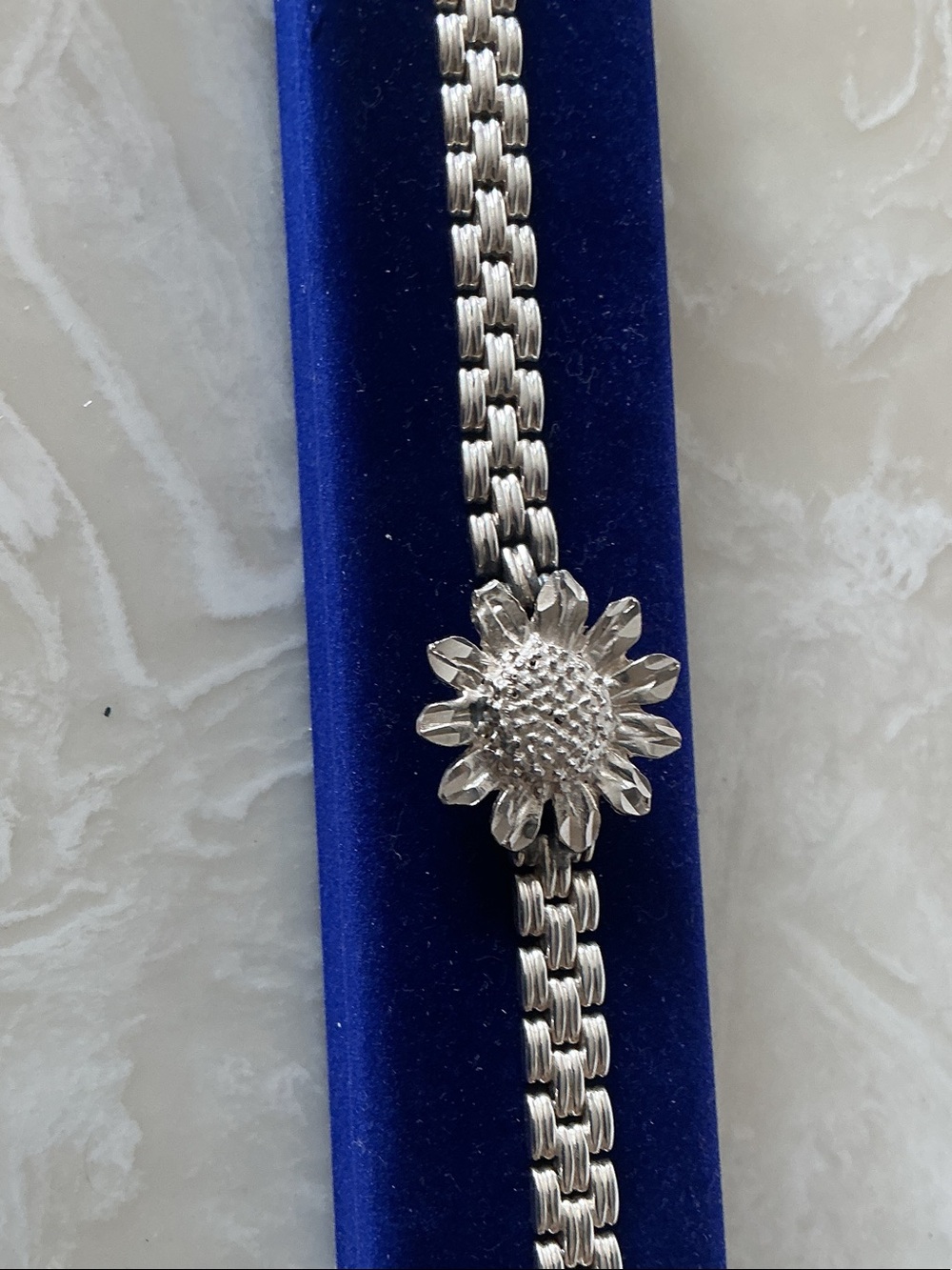 Silver Sunflower Link Bracelet - Women Jewelry